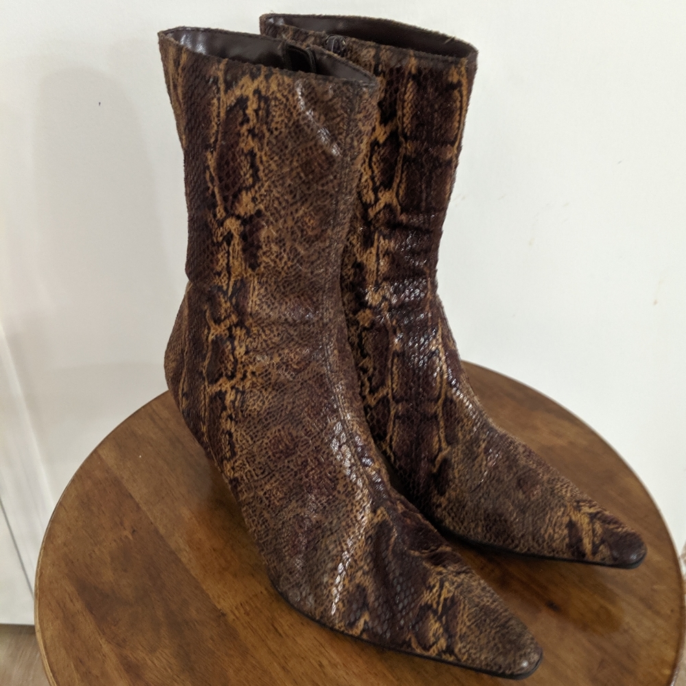 Fioni snakesin boots
